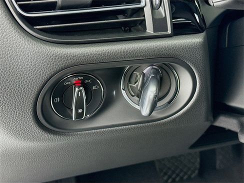 New 2026 Porsche Macan Turbo image 15