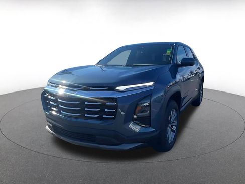 Used 2025 Chevrolet Equinox LT image 7
