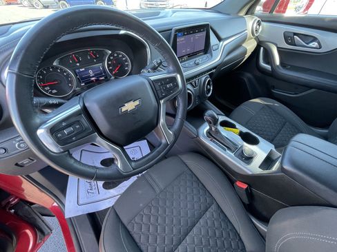 Used 2019 Chevrolet Blazer LT image 17