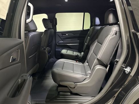 New 2026 Chevrolet Traverse Z71 w/ Driver Confidence Package AWD/4WD image 23