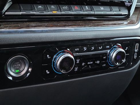 New 2024 GMC Hummer EV 2X w/ Extreme Off-Road Package image 15