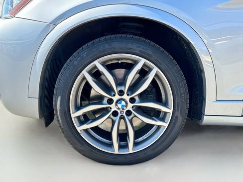 Used 2017 BMW X4 M40i image 13