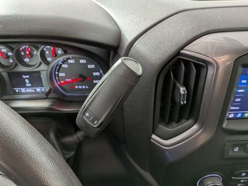 Used 2020 Chevrolet Silverado 1500 Custom w/ Custom Value Package AWD/4WD image 18