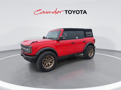 Used 2023 Ford Bronco Badlands image 4