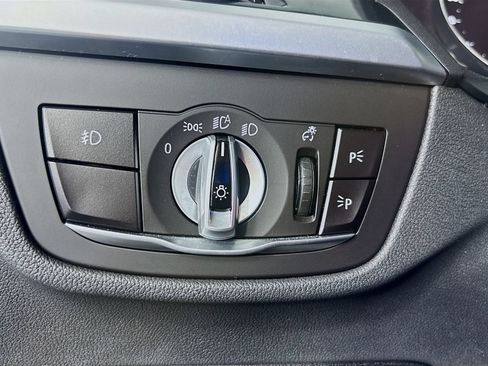 Used 2019 BMW X3 sDrive30i w/ Driving Assistance Package RWD image 10