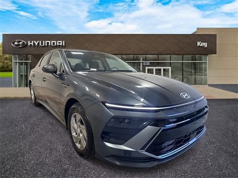 New 2026 Hyundai Sonata SE image 2