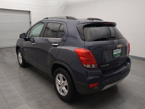Used 2018 Chevrolet Trax LT w/ LT Convenience Package AWD/4WD image 5