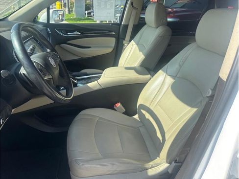 Used 2020 Buick Enclave Essence w/ LPO, Cargo Package FWD image 15