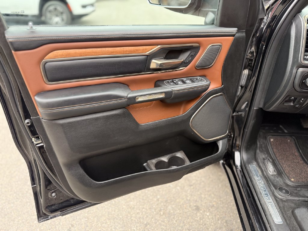 Used 2022 RAM 1500 Limited AWD/4WD image 22