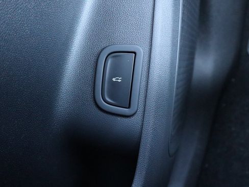 New 2026 Chevrolet Traverse LT w/ Driver Confidence Package image 18