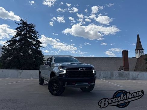 Used 2024 Chevrolet Silverado 1500 ZR2 w/ Technology Package AWD/4WD image 2