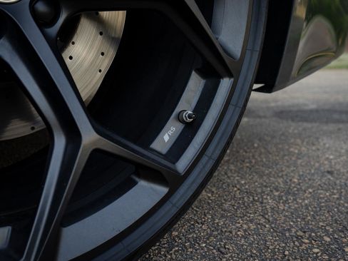 Certified 2024 Audi RS 6 performance AWD/4WD image 12