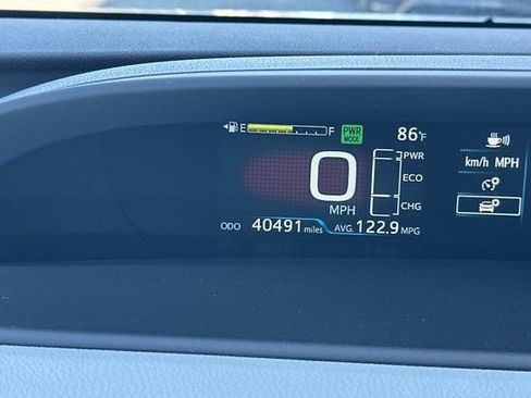Certified 2020 Toyota Prius Prime XLE FWD image 31