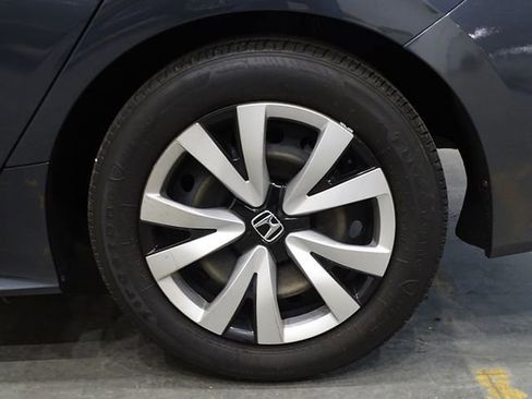 Used 2023 Honda Civic LX image 35