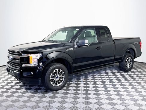 Used 2018 Ford F150 XLT w/ Equipment Group 301A Mid image 4