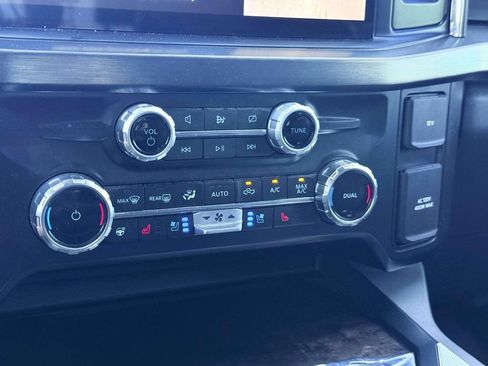 Used 2024 Ford F250 Lariat AWD/4WD image 24