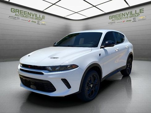 New 2024 Dodge Hornet GT w/ GT Blacktop Package image 1