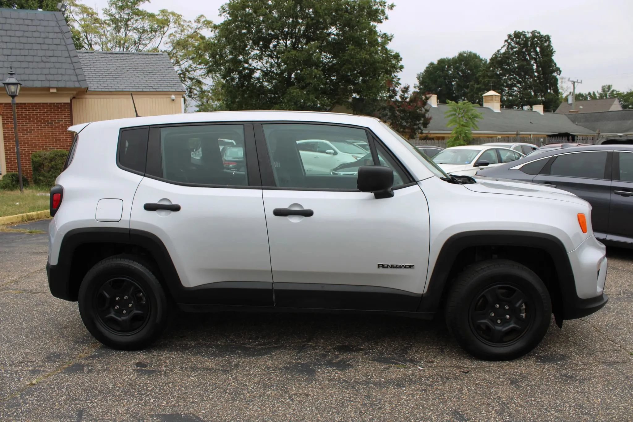 Used 2021 Jeep Renegade Sport AWD/4WD image 4