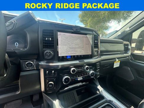 New 2025 Ford F350 Lariat w/ Lariat Ultimate Package AWD/4WD image 11