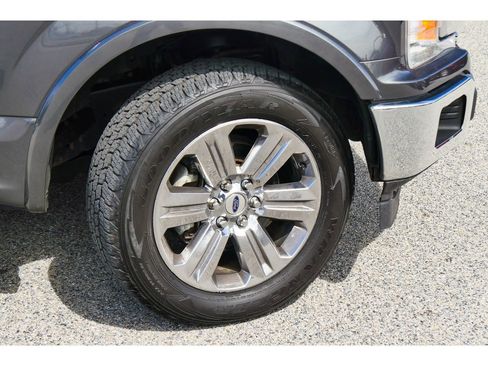 Used 2018 Ford F150 Lariat image 30