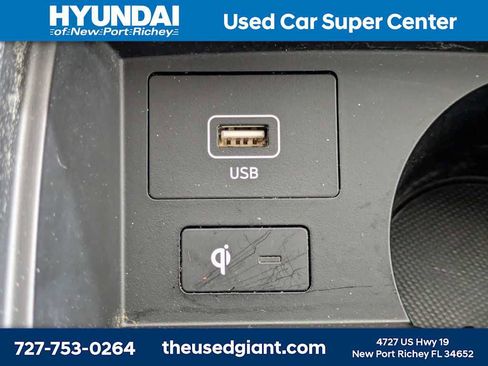 Used 2022 Hyundai Santa Fe SEL w/ Winter Weather Package FWD image 26
