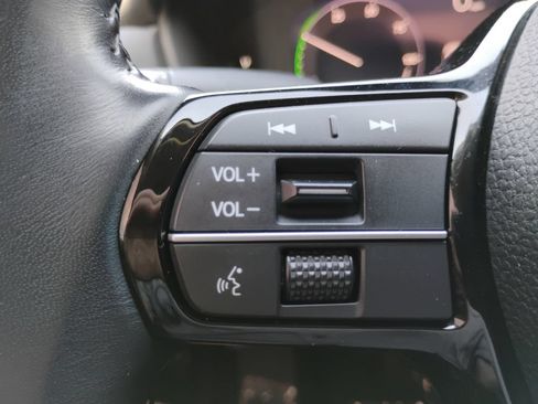 Certified 2023 Honda Accord Touring image 27
