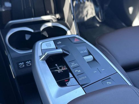 Used 2024 BMW X2 xDrive28i w/ Premium Package image 14