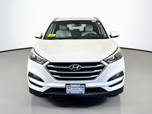 Used 2017 Hyundai Tucson SE Plus FWD image 11