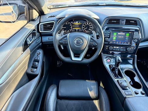 Used 2022 Nissan Maxima SR w/ Sport Mat Group image 11