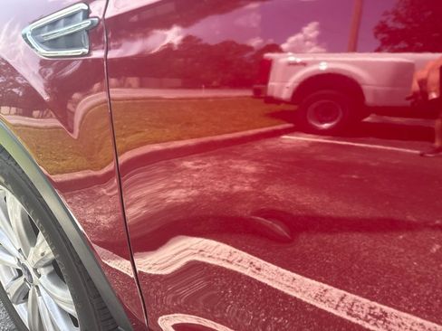 Used 2017 Ford Escape Titanium FWD image 10