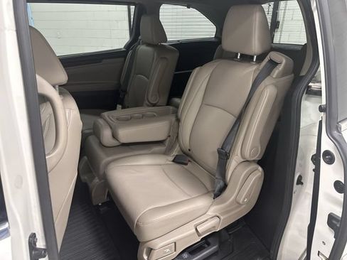 Used 2019 Honda Odyssey Elite image 14