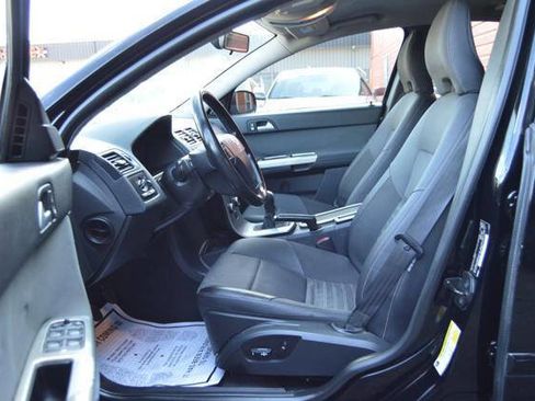 Used 2010 Volvo S40 2.4i image 12