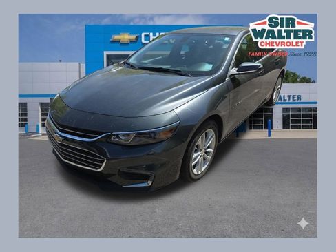 Used 2016 Chevrolet Malibu LT image 1