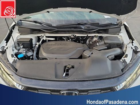 Certified 2026 Honda Odyssey Elite image 30