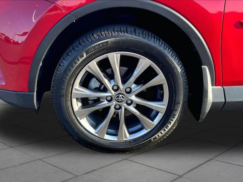 Used 2017 Toyota RAV4 Limited FWD image 10