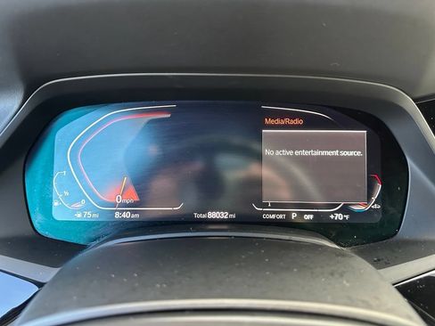 Used 2019 BMW X5 xDrive50i w/ M Sport Package AWD/4WD image 16