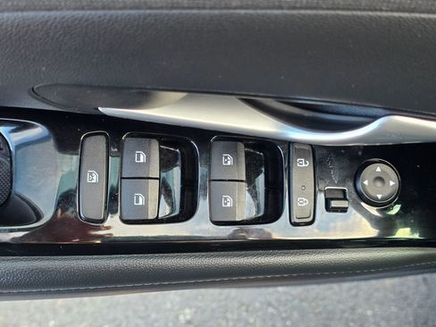 Used 2023 Hyundai Santa Cruz Limited image 15