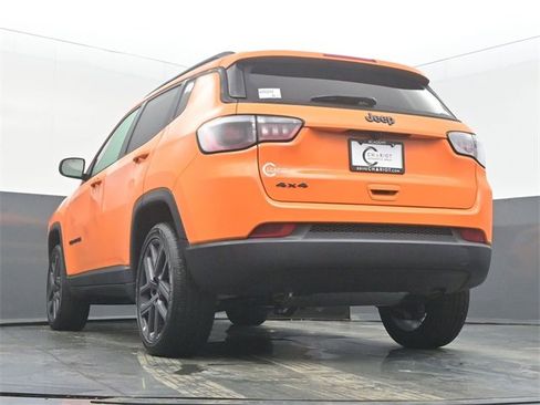 New 2026 Jeep Compass Latitude w/ Sun and Sound Group image 49