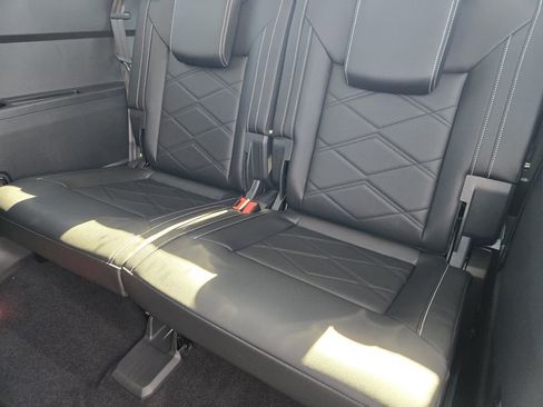 New 2026 Volkswagen Atlas SE image 22