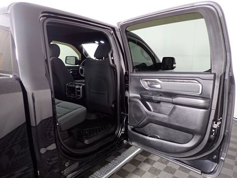 Used 2019 RAM 1500 Big Horn image 38