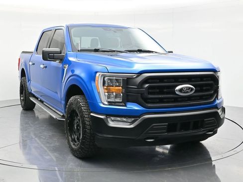 Used 2021 Ford F150 XLT w/ Equipment Group 302A High AWD/4WD image 3