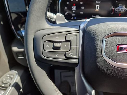 New 2026 GMC Sierra 1500 Elevation AWD/4WD image 17