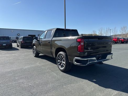 Used 2024 Chevrolet Silverado 1500 LT AWD/4WD image 5