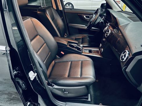 Used 2014 Mercedes-Benz GLK 350 2WD image 23