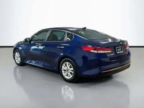 Used 2018 Kia Optima LX FWD image 5