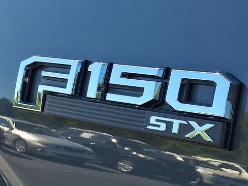 Used 2018 Ford F150 XL w/ Equipment Group 101A Mid AWD/4WD image 30