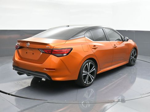 Used 2023 Nissan Sentra SR w/ SR Premium Package image 8