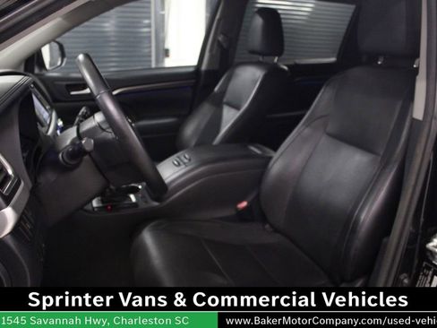 Used 2016 Toyota Highlander Limited FWD image 5