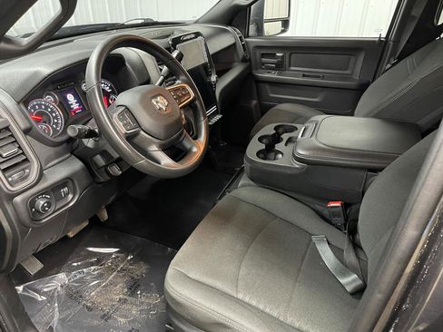Used 2025 RAM 2500 Tradesman image 28