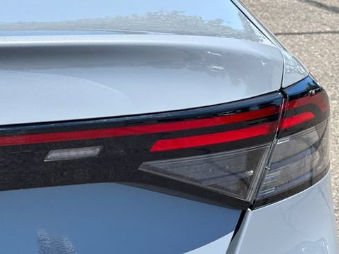 Used 2023 Honda Accord EX-L image 50